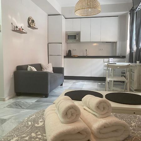 Quattro Triana en Salado Appartamento Siviglia Esterno foto