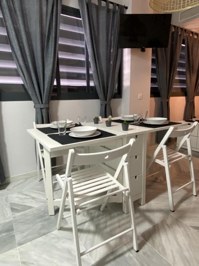 Quattro Triana en Salado Appartamento Siviglia Esterno foto